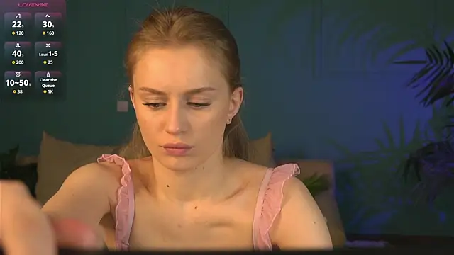 Mickey Milk online show from April 28, 6:35 pm