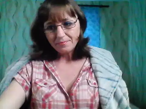 Alisaprice077 online show from April 4, 6:55 am
