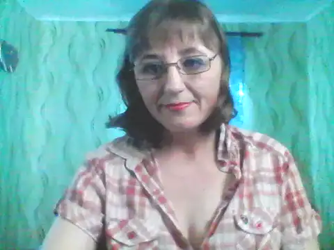 Alisaprice077 online show from May 3, 2:12 pm