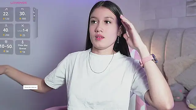 Alanna-Rosse online show from April 10, 11:59 am