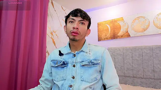 Luchoplayboy online show from April 1, 12:28 pm