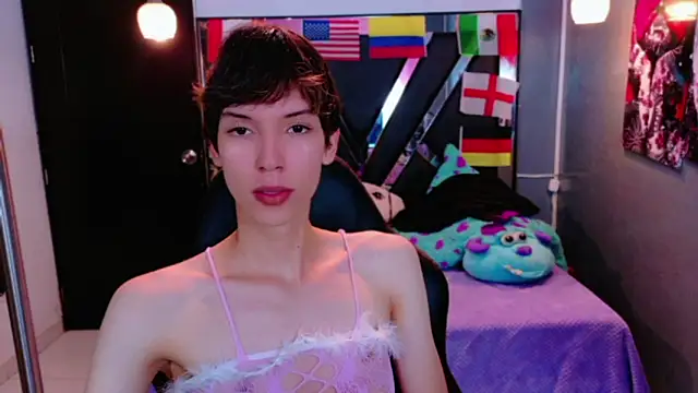 Snapshot of Stefany_PiInk chatting on June 19, 12:20 pm Stefany PiInk online show from June 19, 12:20 pm