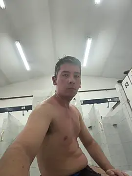 Cr1sXPorn online show from March 19, 9:52 pm