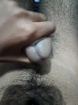 Snapshot of Cuties_ka_baby chatting on May 24, 6:35 pm Cuties ka baby online show from May 24, 6:35 pm