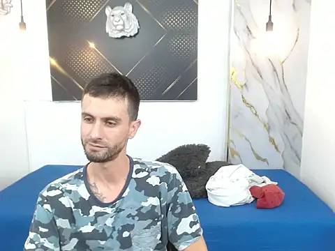 KingOfTemptation online show from March 18, 4:37 am