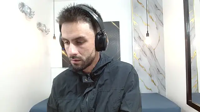 KingOfTemptation online show from April 8, 3:28 am