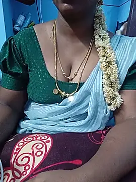 Snapshot of jothika45 chatting on May 7, 6:57 pm jothika45 online show from May 7, 6:57 pm