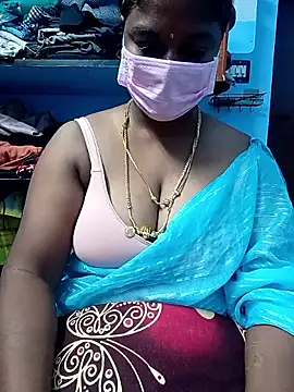 Snapshot of jothika45 chatting on May 12, 5:54 pm jothika45 online show from May 12, 5:54 pm