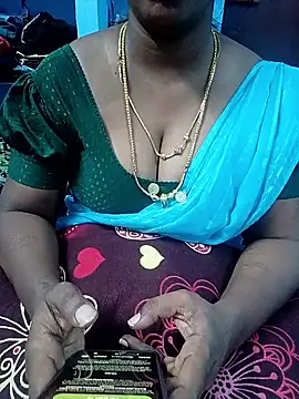 Snapshot of jothika45 chatting on May 15, 4:47 pm jothika45 online show from May 15, 4:47 pm