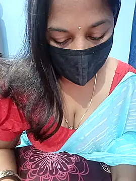 Snapshot of jothika45 chatting on July 3, 11:05 am jothika45 online show from July 3, 11:05 am