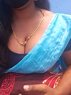 Snapshot of jothika45 chatting on July 28, 7:04 pm jothika45 online show from July 28, 7:04 pm