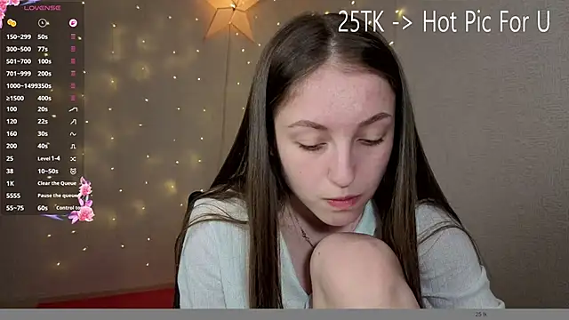 Sweet Pussy Girl online show from April 21, 11:49 am