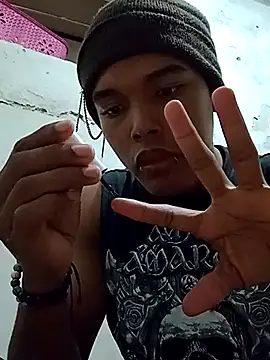 WiWi 23 online show from March 7, 1:52 pm