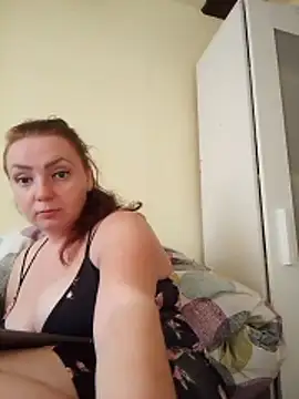 Bella-Monroe online show from April 16, 4:41 pm