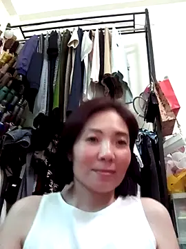 Snapshot of Miinn99 chatting on June 14, 8:27 am Miinn99 online show from June 14, 8:27 am