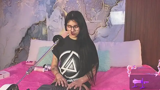 Snapshot of abbycandhy chatting on July 20, 2:30 pm abbycandhy online show from July 20, 2:30 pm