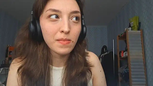 CindyLight online show from March 20, 2:22 pm