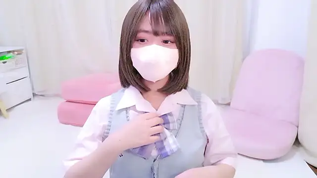 Snapshot of TSU-YU chatting on March 23, 3:43 am TSU-YU online show from March 23, 3:43 am