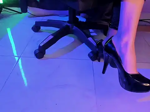 LadyIvanna online show from April 10, 4:44 pm