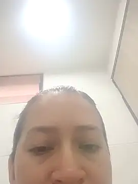 Snapshot of Dr_Edna_naughty chatting on April 12, 12:43 pm Dr Edna naughty online show from April 12, 12:43 pm