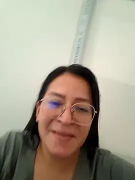 Snapshot of Dr_Edna_naughty chatting on June 21, 3:47 pm Dr Edna naughty online show from June 21, 3:47 pm