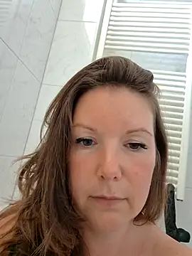 Snapshot of Boobiegirl91 chatting on May 28, 9:17 am Boobiegirl91 online show from May 28, 9:17 am