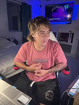 AngelLatinBoy online show from April 11, 2:49 am
