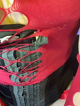 Naughtygirlts online show from April 23, 7:05 pm