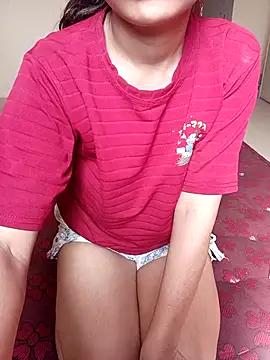 Divya3107 online show from June 24, 3:27 am