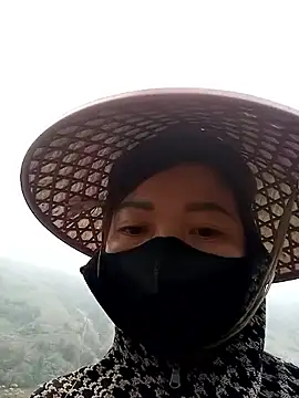 Bling-pusy online show from March 17, 7:44 am