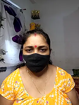 Snapshot of Tanvi_My_Girl chatting on May 13, 4:43 am Tanvi My Girl online show from May 13, 4:43 am