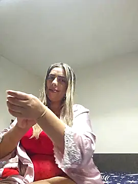 I amAlthaea online show from April 9, 3:50 pm