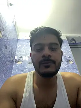 Snapshot of desidesiman chatting on April 28, 1:49 pm desidesiman online show from April 28, 1:49 pm
