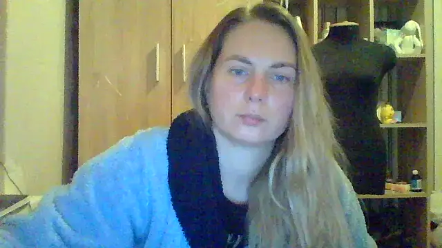 Mollie365 online show from March 14, 5:40 pm