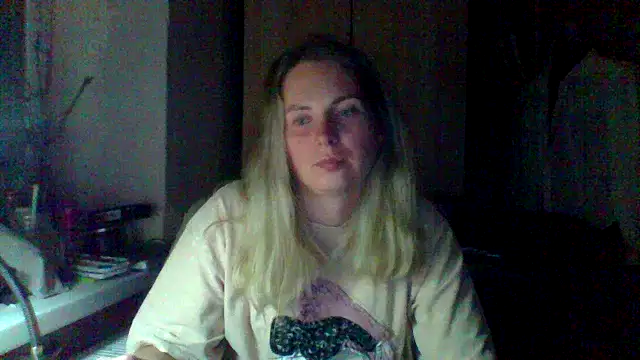 Mollie365 online show from April 14, 9:21 pm