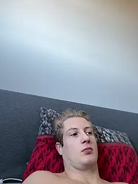 dirtyBent online show from April 8, 8:25 am