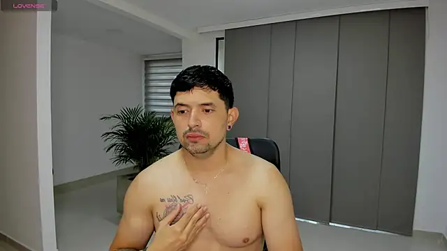 TroyeSavage online show from March 14, 11:37 am