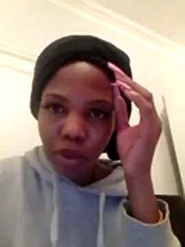 Snapshot of Redbatass chatting on March 12, 8:04 pm Redbatass online show from March 12, 8:04 pm