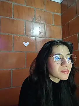 Snapshot of Amanda_x1 chatting on May 12, 7:55 pm Amanda x1 online show from May 12, 7:55 pm