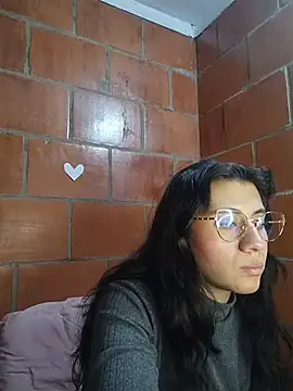 Snapshot of Amanda_x1 chatting on May 20, 7:53 pm Amanda x1 online show from May 20, 7:53 pm