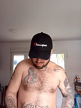 Snapshot of Davidhincap chatting on March 9, 8:51 am Davidhincap online show from March 9, 8:51 am