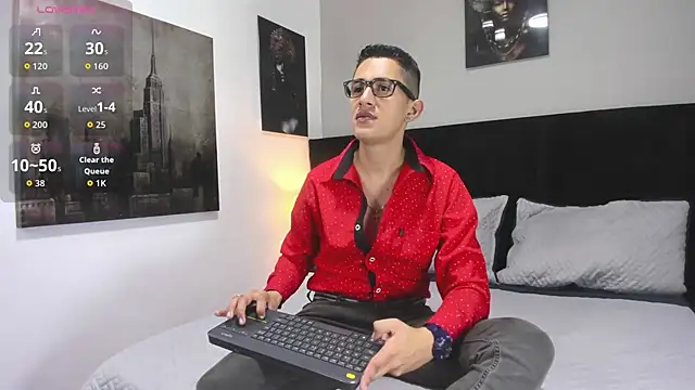 Snapshot of _Alan_Walker_1 chatting on April 30, 2:12 pm Alan Walker 1 online show from April 30, 2:12 pm