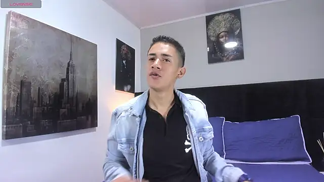 Snapshot of _Alan_Walker_1 chatting on May 21, 3:08 pm Alan Walker 1 online show from May 21, 3:08 pm