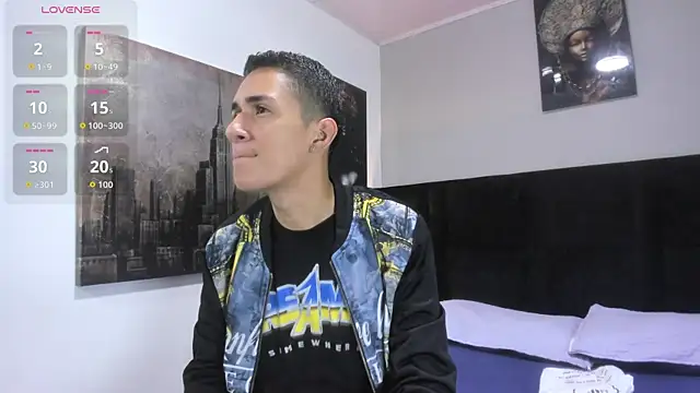 Snapshot of _Alan_Walker_1 chatting on May 30, 4:04 pm Alan Walker 1 online show from May 30, 4:04 pm