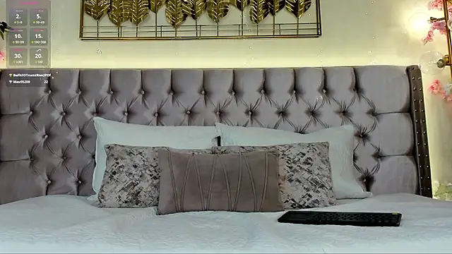 Amira Latif online show from March 29, 7:14 pm