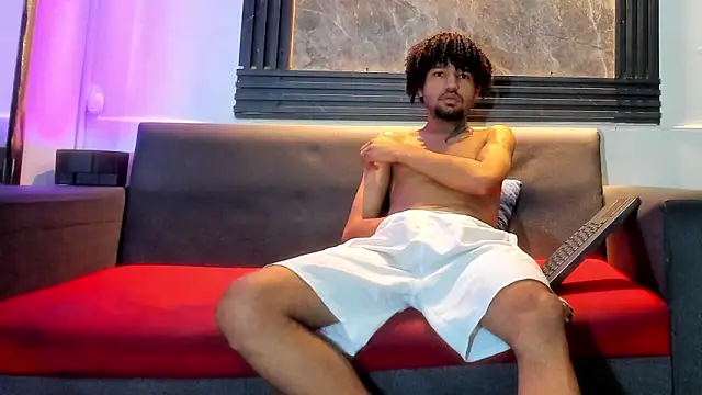 Angelo Blessed online show from June 7, 7:39 pm
