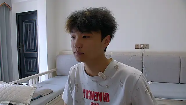 icecream-002 online show from March 11, 6:08 am