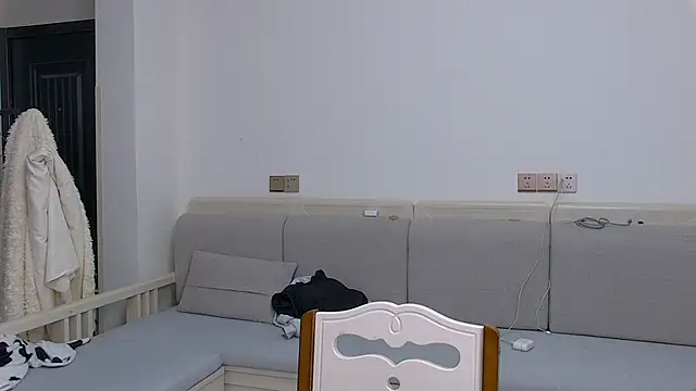 icecream-002 online show from March 23, 9:57 am