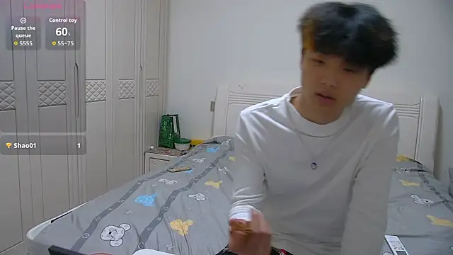 icecream-002 online show from March 27, 10:37 am