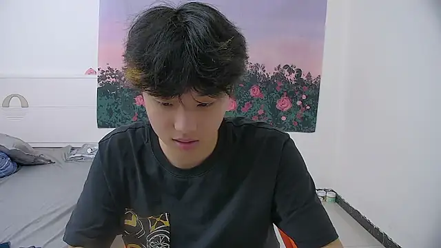 Snapshot of icecream-002 chatting on April 27, 11:41 am icecream-002 online show from April 27, 11:41 am